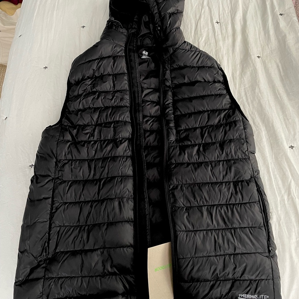 H&M XS puffer vest with zip pockets